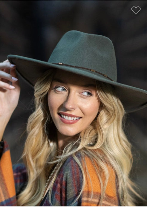 Panama Hat With Suede and Metal Hat Band